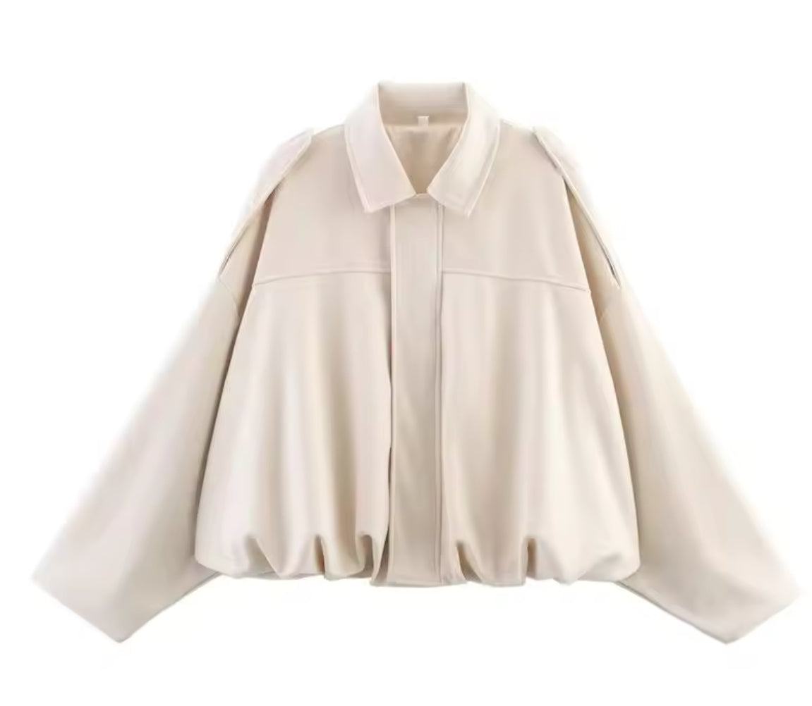 Damenjacke im Oversized-Schnitt aus Wildlederoptik – Lässiger Herbst-/Wintermantel mit Taschen