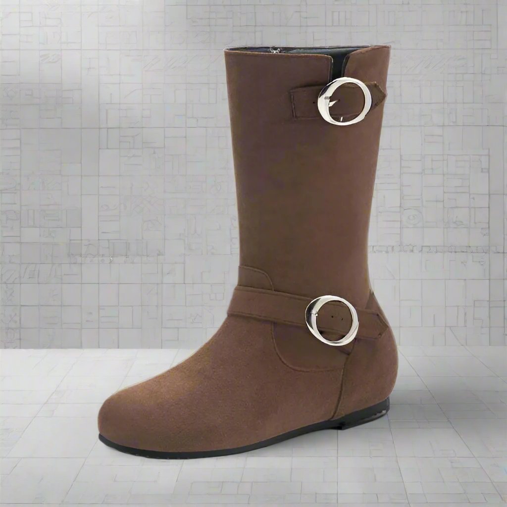 Halbhohe Stiefeletten aus Wildlederoptik mit Metall-Details – Komfort und Stil